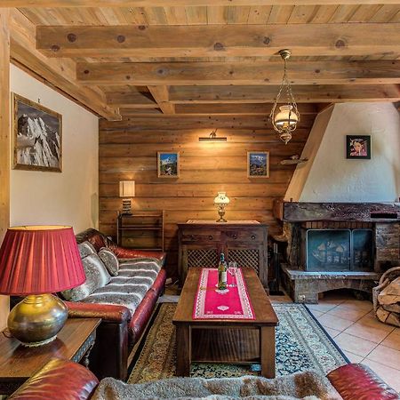 Chalet Blackbushe - Traditional Chalet - Alpes Travel - Sleeps 4-6 ليز أوش المظهر الخارجي الصورة
