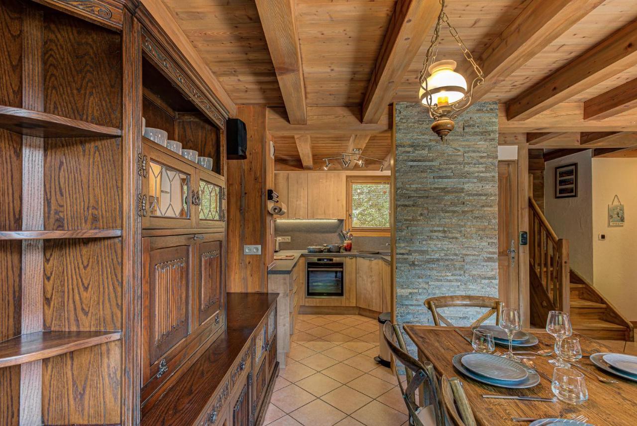 Chalet Blackbushe - Traditional Chalet - Alpes Travel - Sleeps 4-6 ليز أوش المظهر الخارجي الصورة