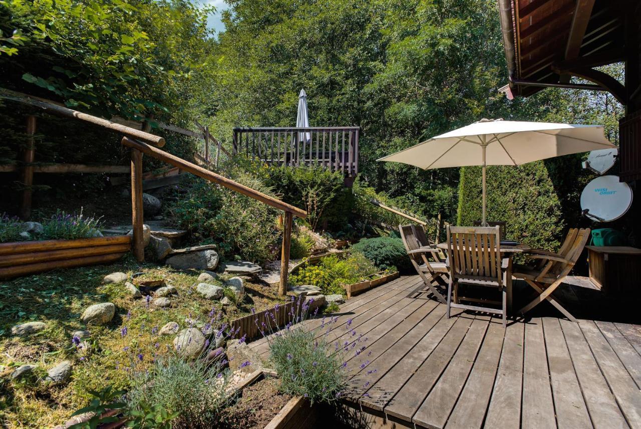 Chalet Blackbushe - Traditional Chalet - Alpes Travel - Sleeps 4-6 ليز أوش المظهر الخارجي الصورة