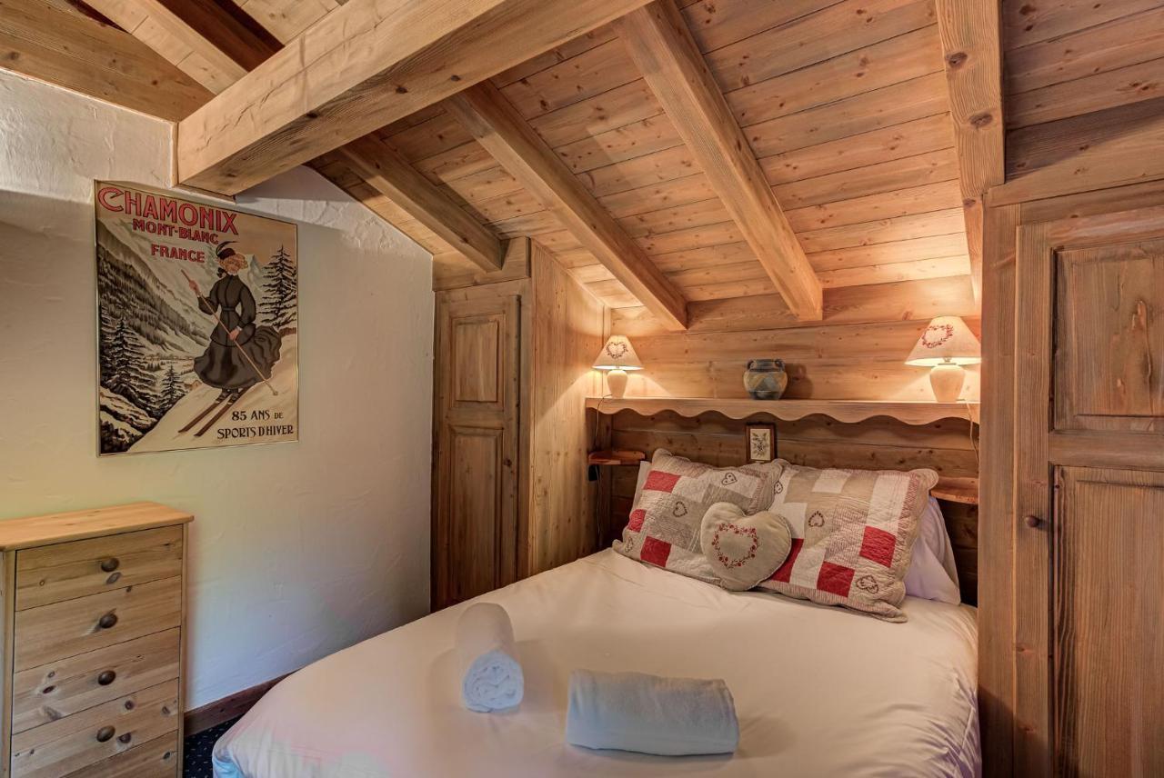 Chalet Blackbushe - Traditional Chalet - Alpes Travel - Sleeps 4-6 ليز أوش المظهر الخارجي الصورة