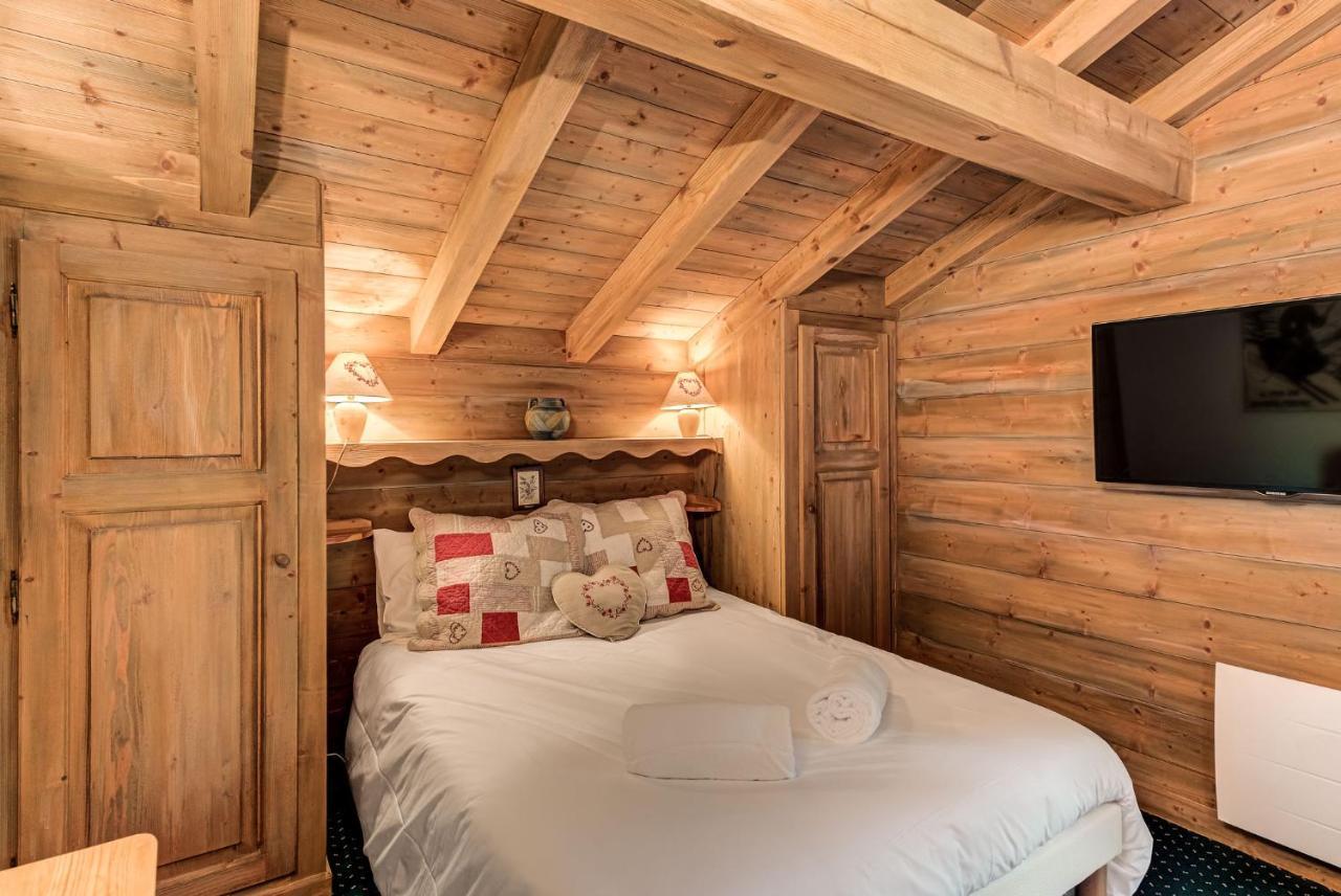 Chalet Blackbushe - Traditional Chalet - Alpes Travel - Sleeps 4-6 ليز أوش المظهر الخارجي الصورة