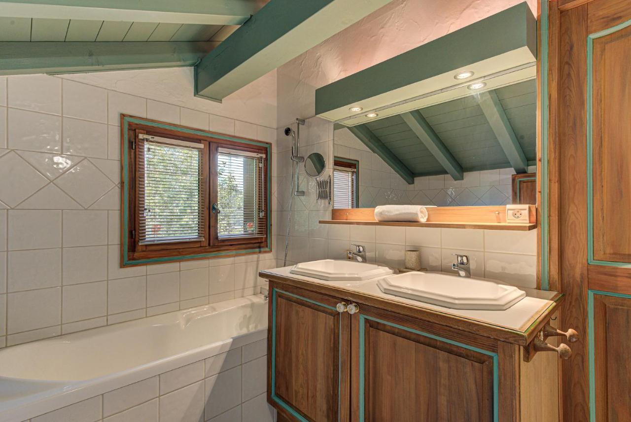 Chalet Blackbushe - Traditional Chalet - Alpes Travel - Sleeps 4-6 ليز أوش المظهر الخارجي الصورة