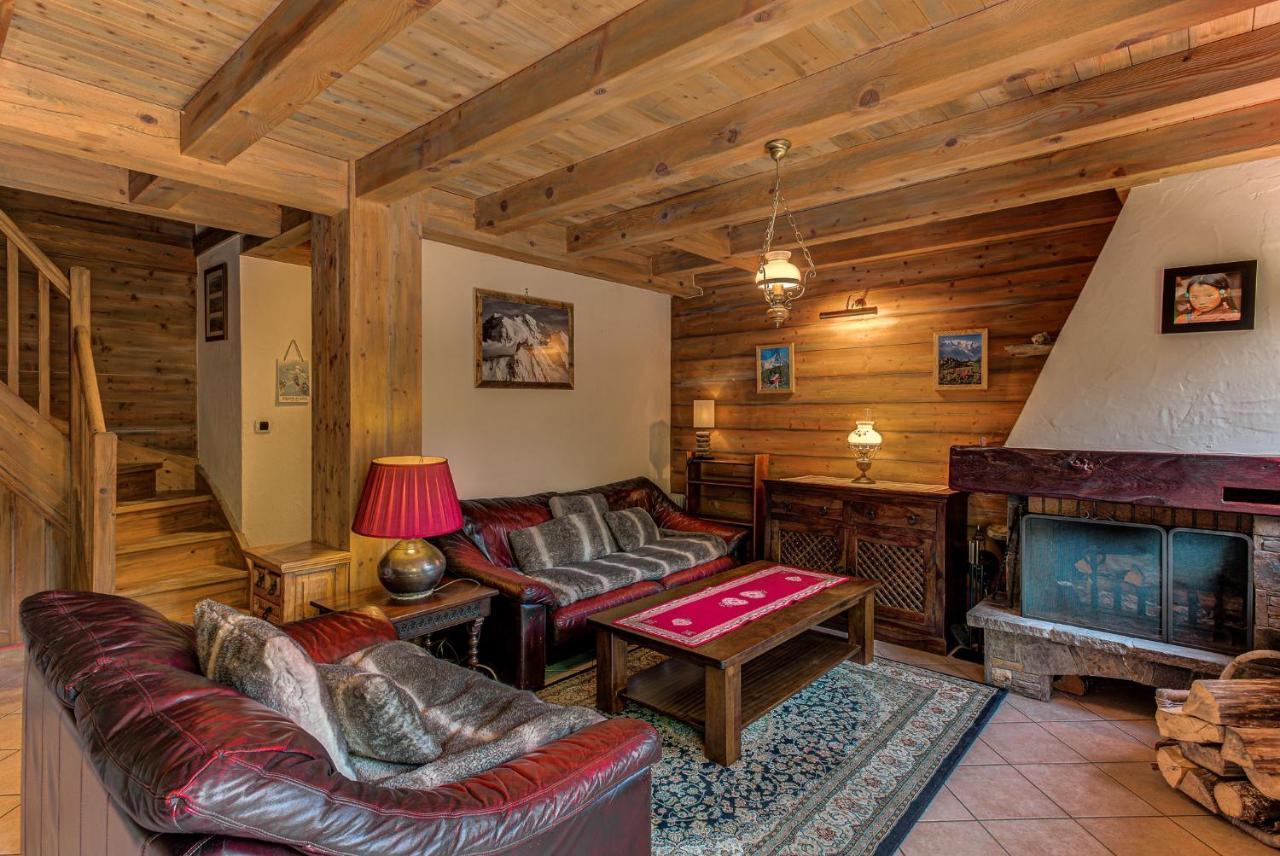 Chalet Blackbushe - Traditional Chalet - Alpes Travel - Sleeps 4-6 ليز أوش المظهر الخارجي الصورة